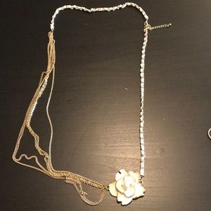 🌸 flower necklace